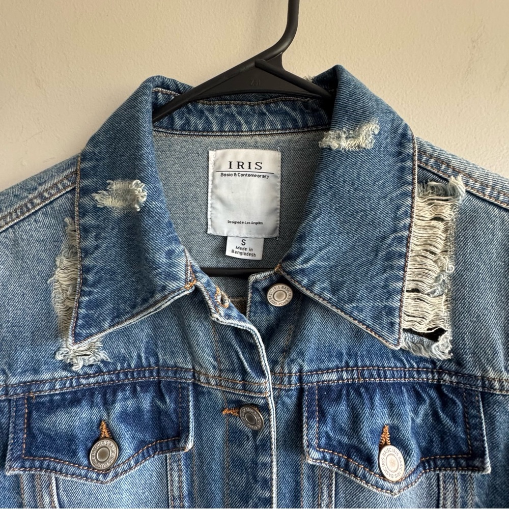 Iris Basic & Contemporary Denim Distressed Jacket… - image 6